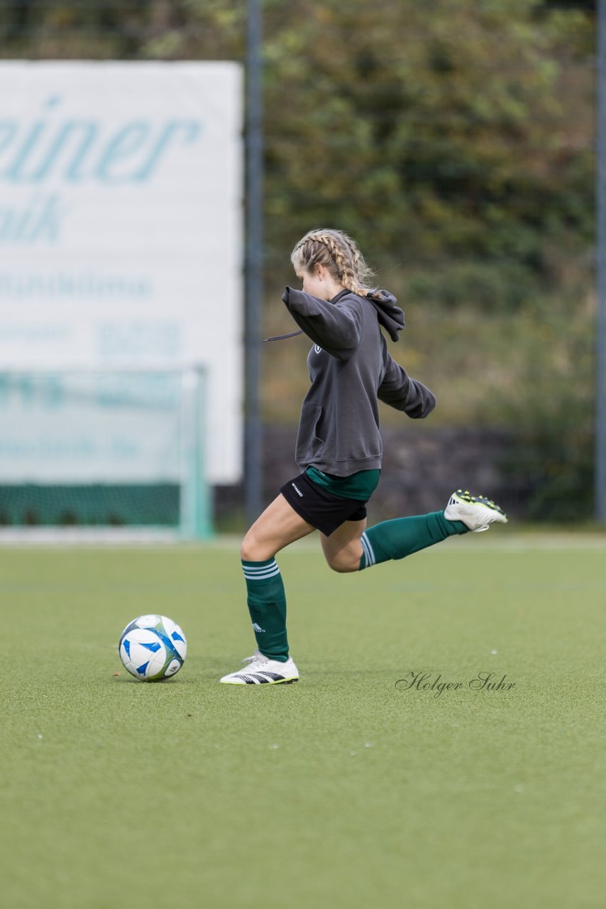 Bild 69 - wU19 Rissener SV - VfL Pinneberg : Ergebnis: 9:1